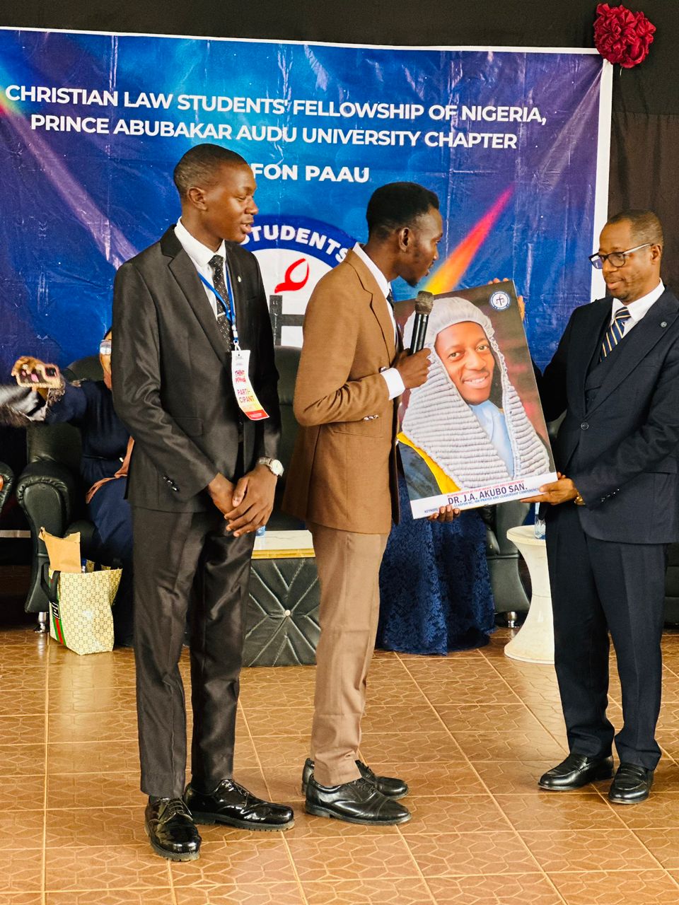 Honoured guest with student leaders and conference organizers